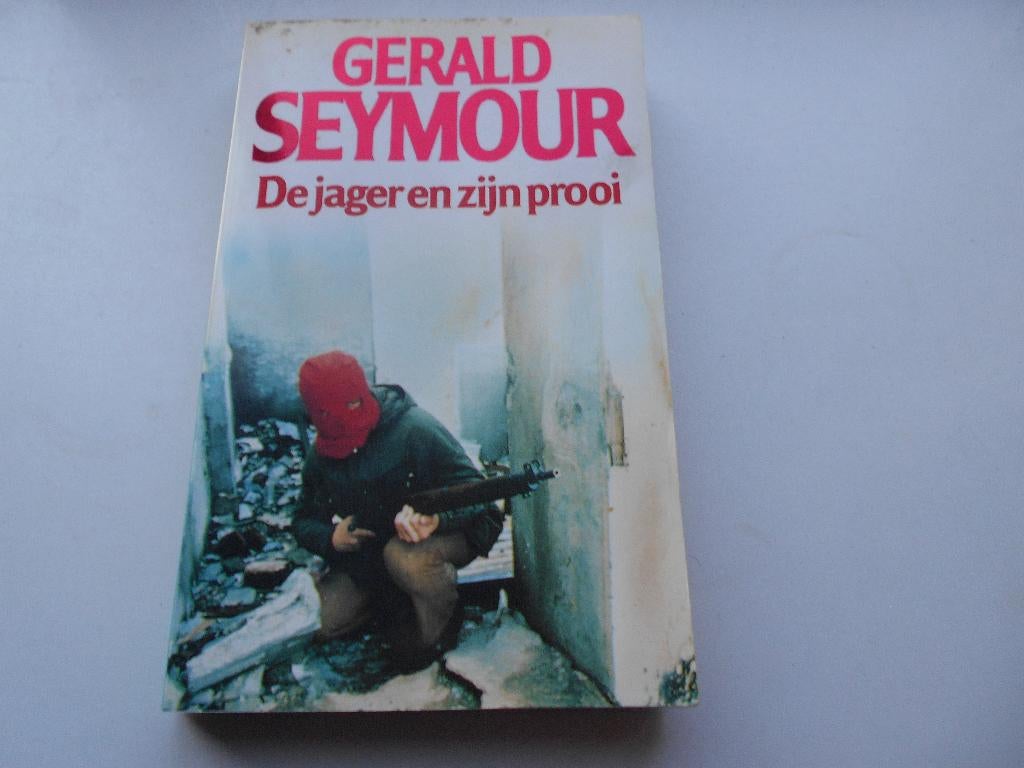 Gerald Seymour: De jager en zijn  prooi, slechts 0,75., Ophalen of Verzenden, Gelezen