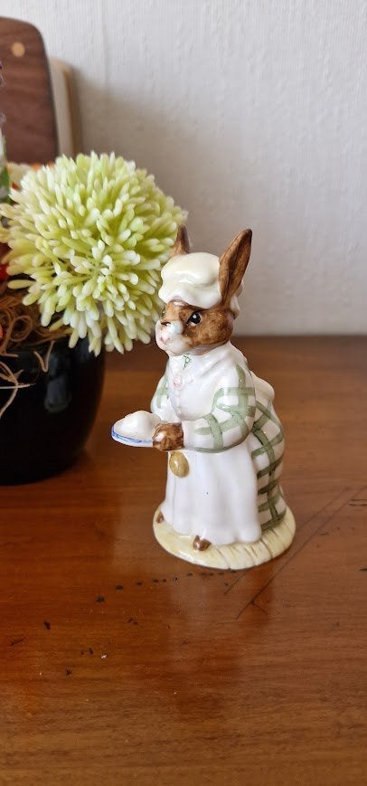 Royal Doulton Bunnykins Cook, Verzenden, Zo goed als nieuw, Dier