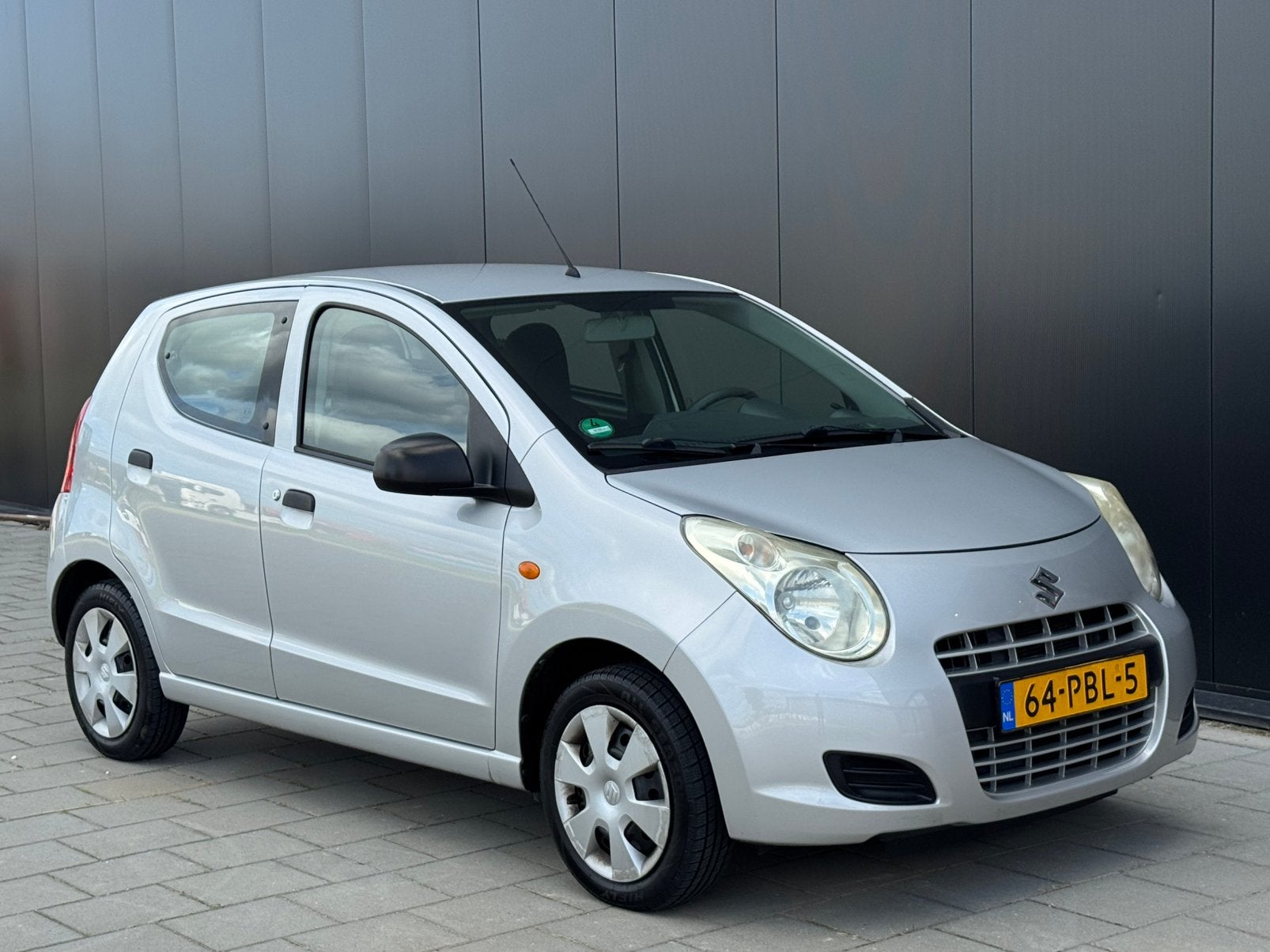 Suzuki Alto 1.0 2011 5dr Airco apk 10-5-2027, Voorwielaandrijving, Stof, 4 stoelen, Origineel Nederlands