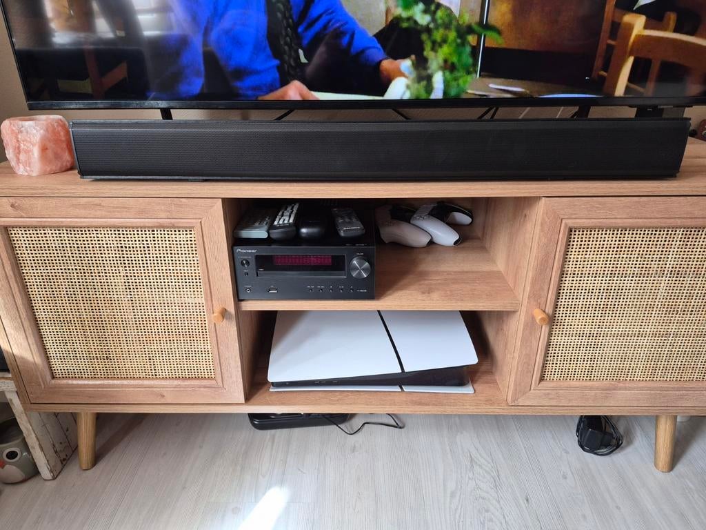 Salora680 soundbar, Audio, Tv en Foto, Ophalen, Zo goed als nieuw