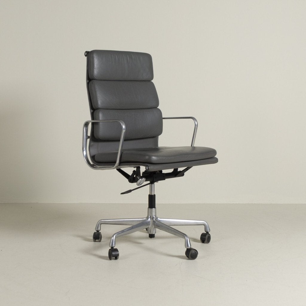 Vitra Eames EA 219 Bureaustoel Grijs Leer – Aluminium, Vitra, Zo goed als nieuw, Niet ingevuld, Niet ingevuld