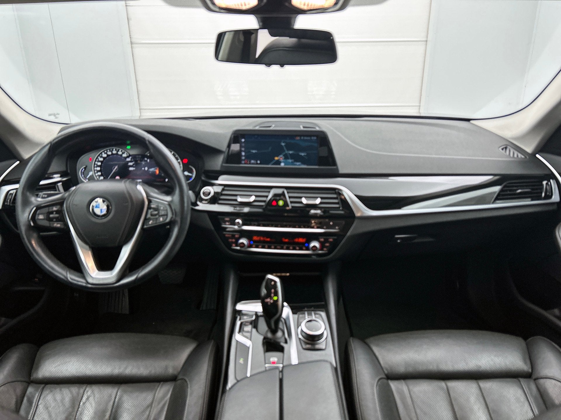 BMW 5-serie Touring 530i High Executive (Goed OndH, Navi, St, Auto's, 1998 cc, Achterwielaandrijving, Gebruikt, 4 cilinders