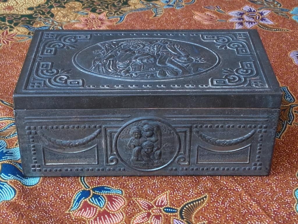 Oude sigarettendoos uit Engeland van State Express 15 cm., Ophalen of Verzenden