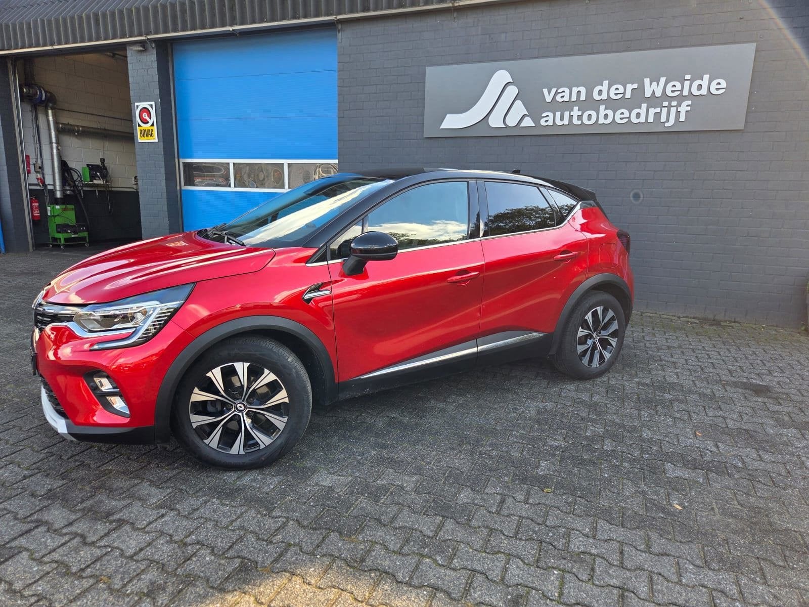 Renault Captur 1.6 E-Tech plug-in hybrid 160 techno, Auto's, Dealer onderhouden, 77 km/l, Gebruikt, Verwarmde buitenspiegels