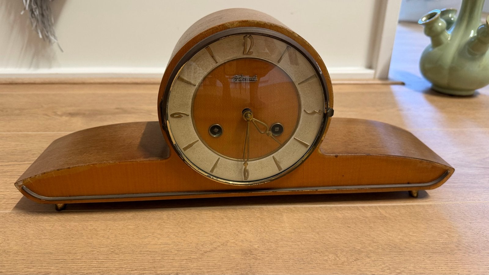 Hermle Vintage houten tafelklok met mechanisch uurwerk, Antiek en Kunst, Antiek | Klokken, Ophalen
