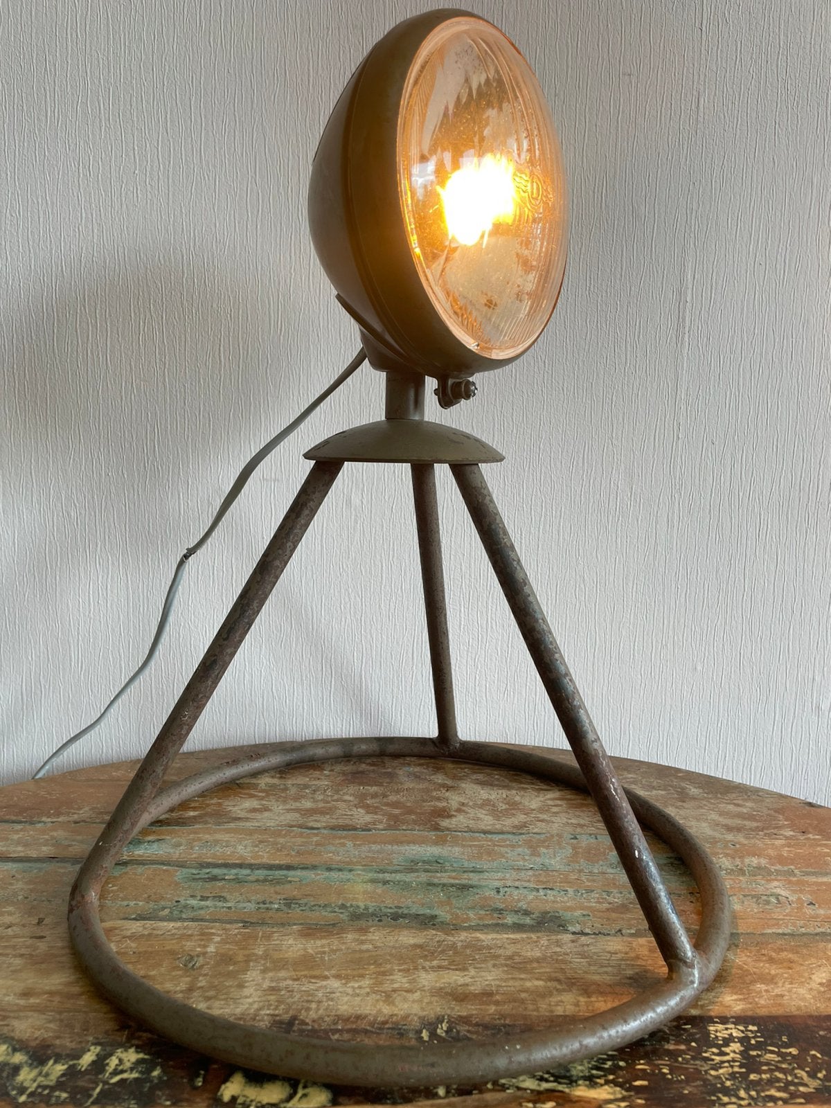 Zeldzame en historische lamp, Overige merken, Met schakelaar, Glas, 40 cm
