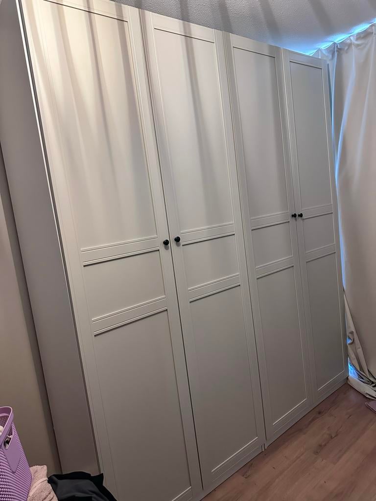 Ikea Pax Kast Wit met Beige Flisberget Deuren (2x 100x236cm), 200 cm of meer, Ophalen of Verzenden, Zo goed als nieuw, Met deur(en)