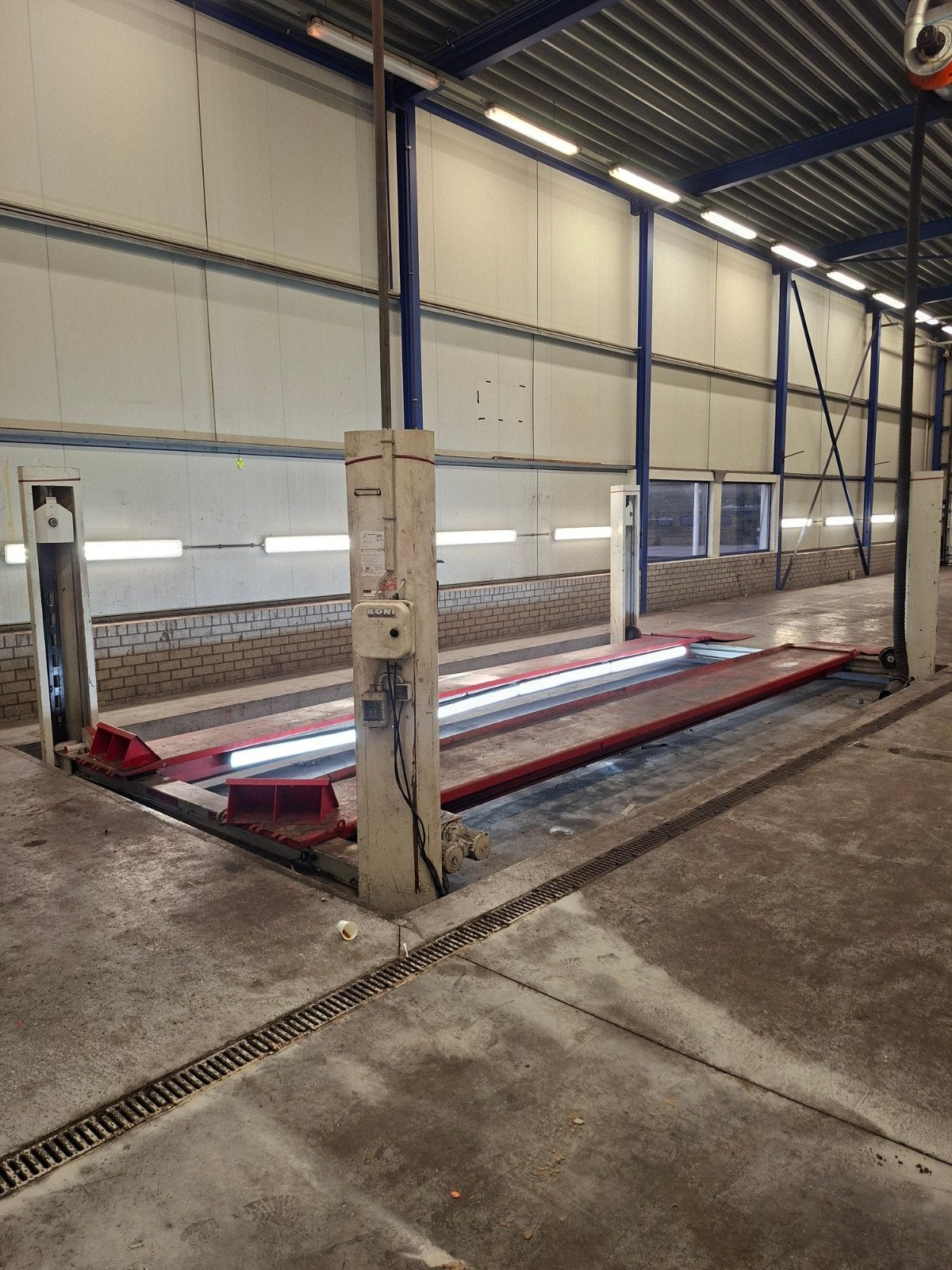 Garagebrug 14000 kg met afzuiging - Zelf demonteren, Ophalen of Verzenden