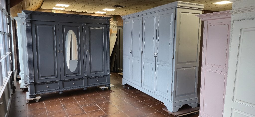 Landelijke brocante garderobe kledingkasten, slaapkamerkast, Huis en Inrichting, Kasten | Overige, Ophalen, Zo goed als nieuw