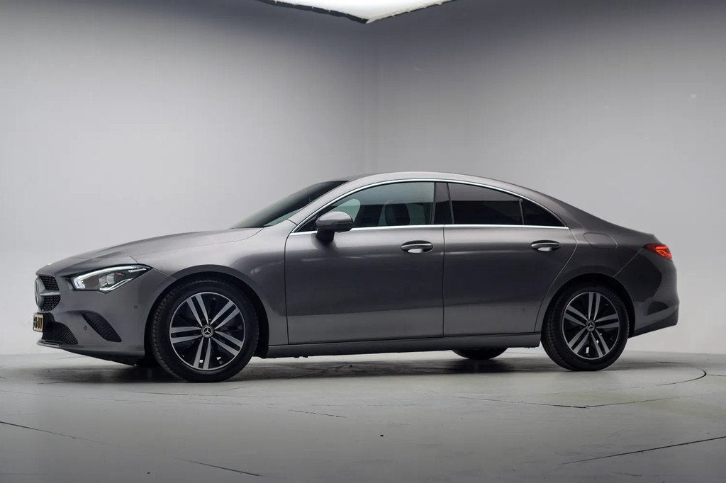 Mercedes-Benz CLA-Klasse 180 Luxury Aut. [ Wide-screen sfeer, Auto's, Mercedes-Benz, Automaat, CLA, Gebruikt, 4 cilinders