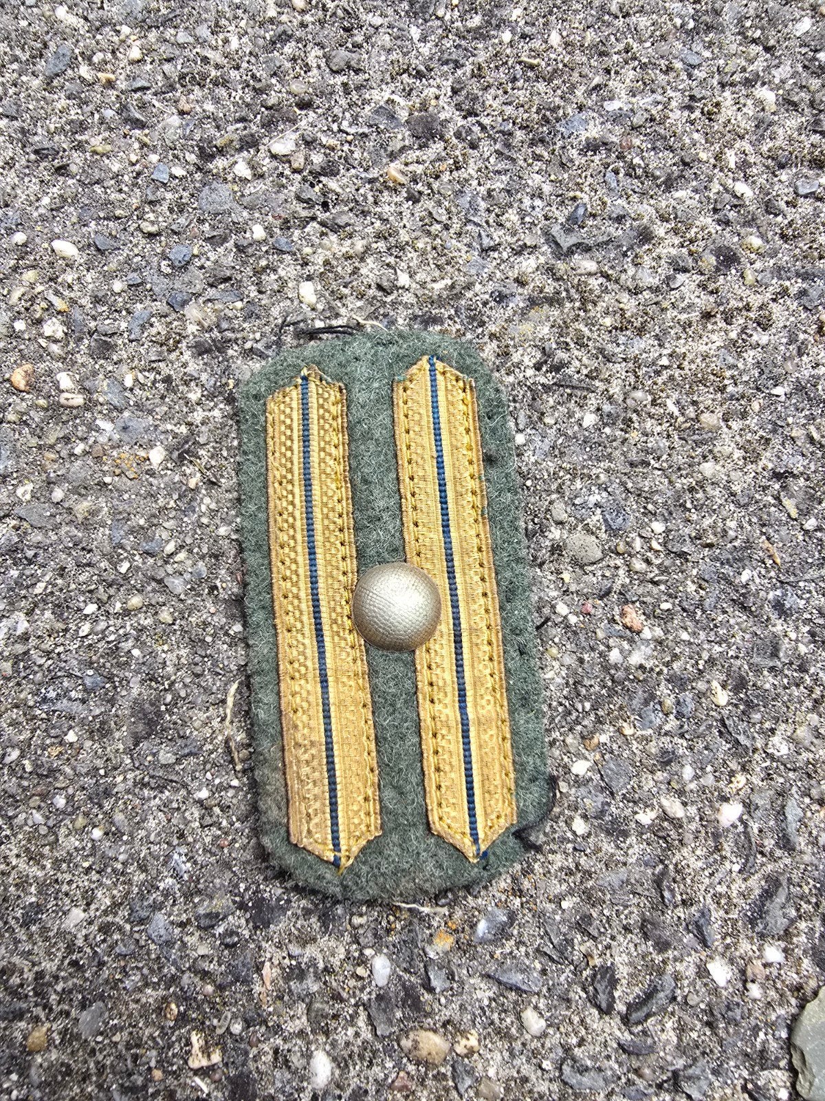 Nederlands voor 1940 kraagembleem adjudant infanterie, Ophalen of Verzenden, Nederland, Embleem of Badge