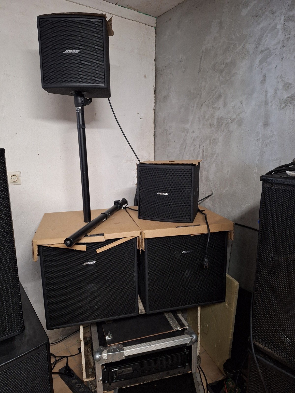 Bose AMM108 Multipurpose Luidsprekers met PM8500 Versterker, Inclusief kabels, Overige typen, Nieuw, Bose