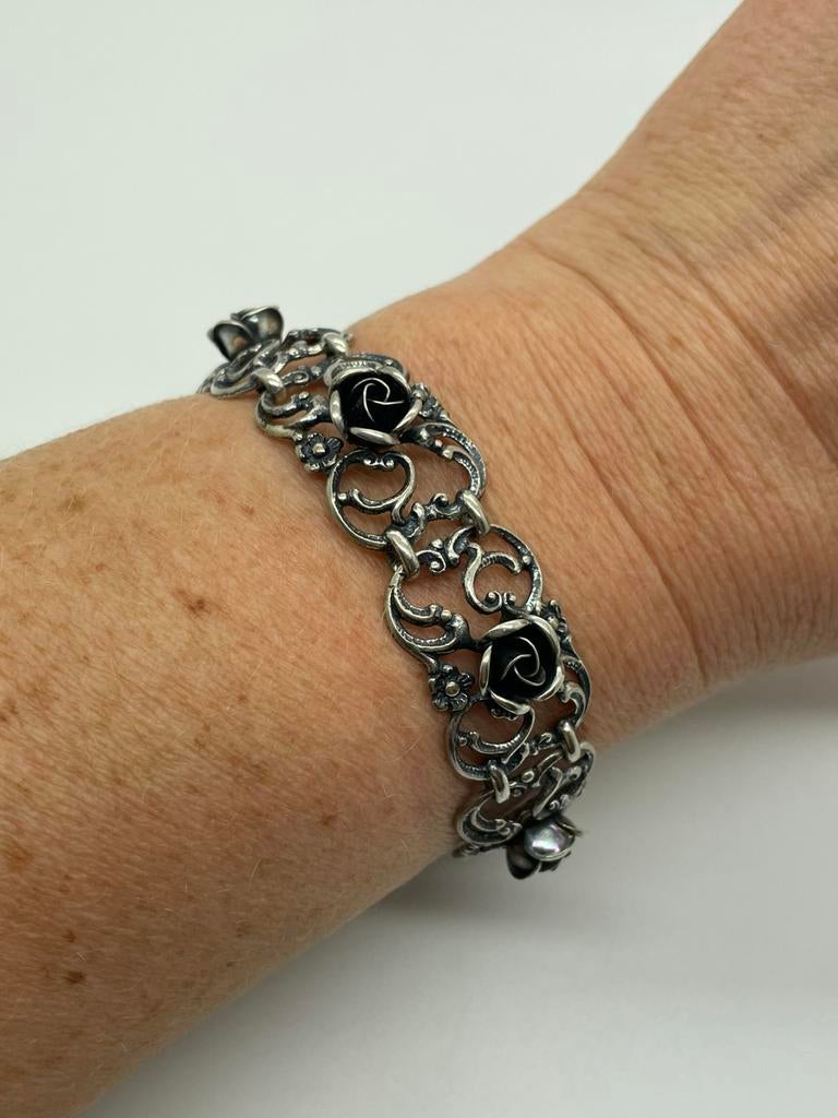D148 Prachtige zilveren TEKA armband roosjes, Ophalen of Verzenden, Zilver, Armband
