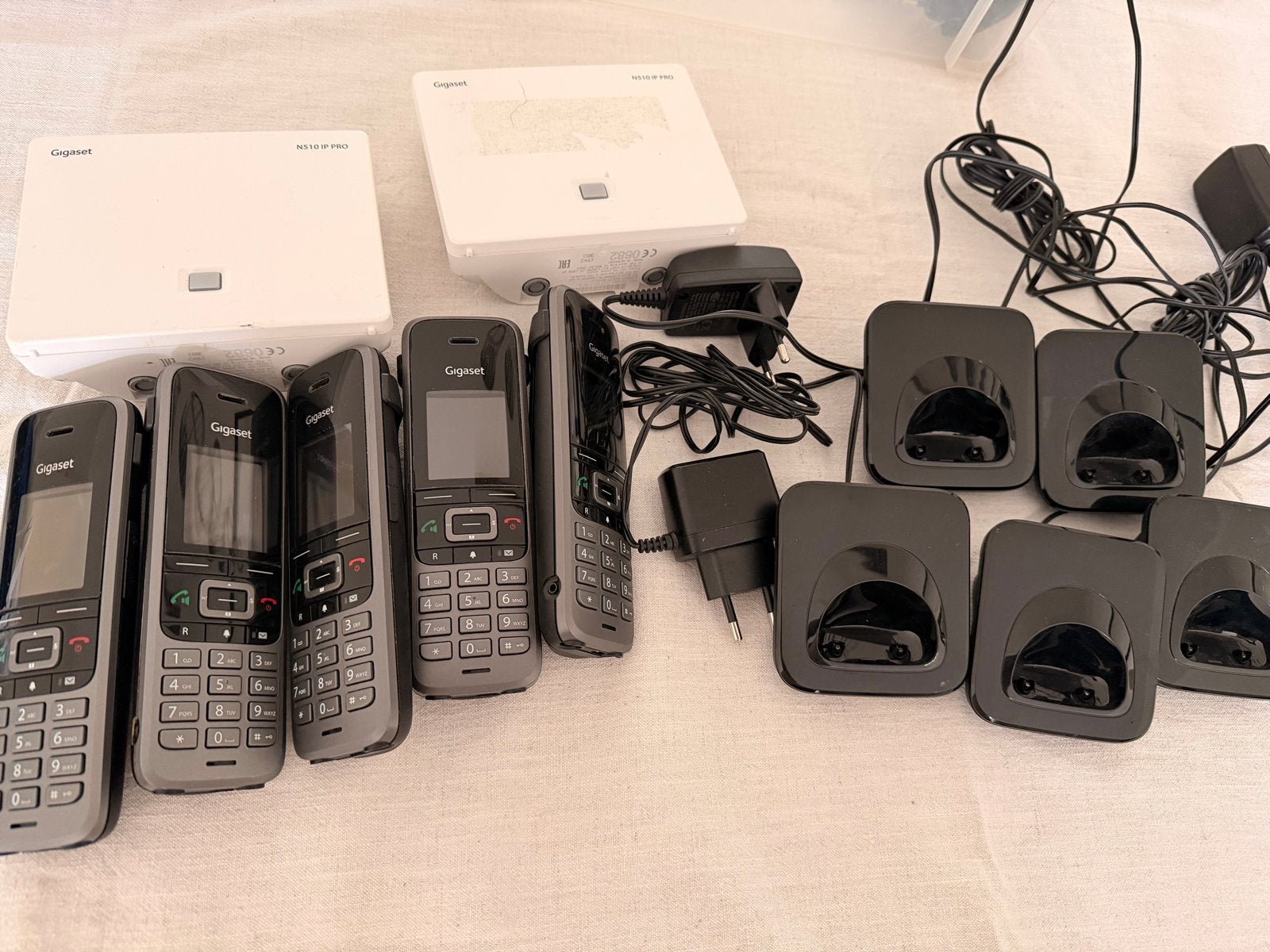 Gigaset N510 IP PRO Basisstation met 5 S650H PRO Handsets, Ophalen of Verzenden, Gebruikt, 4 handsets of meer