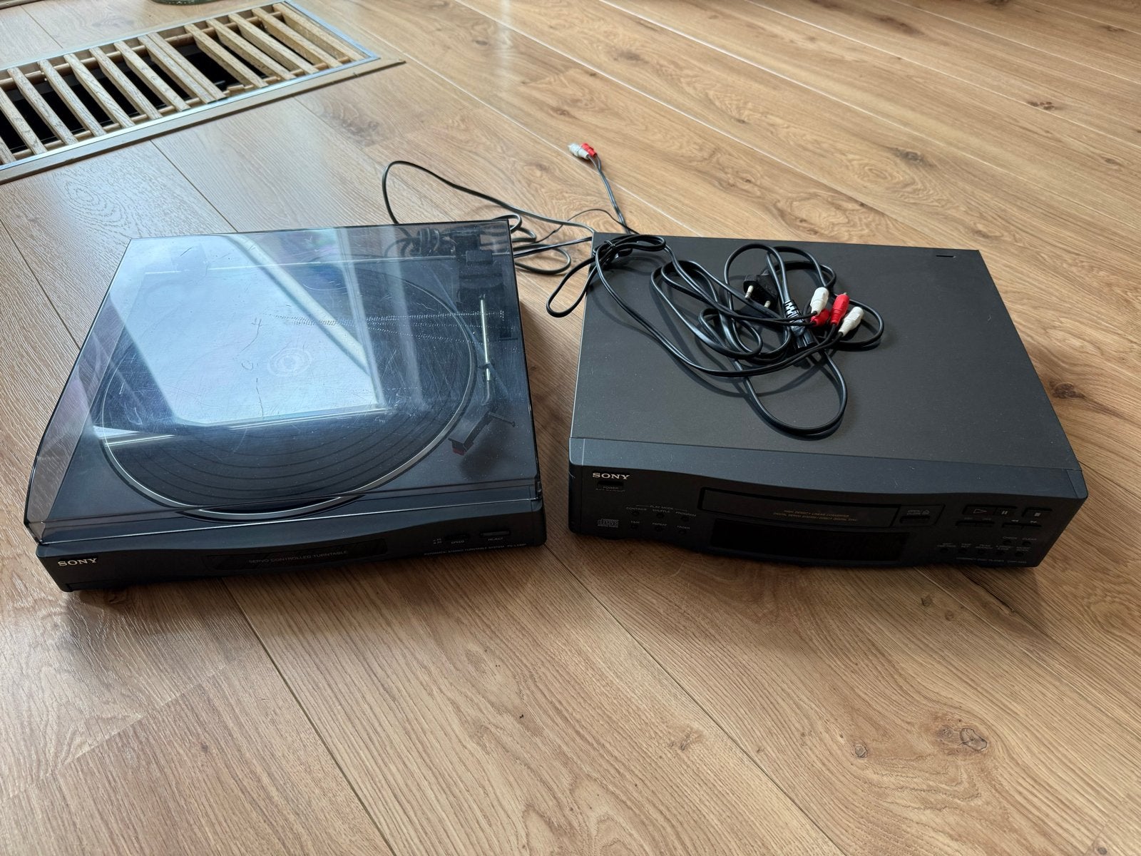 Sony PS-LX49P Platenspeler & CDP-M33 CD-speler, Ophalen, Zo goed als nieuw, Platenspeler, Sony