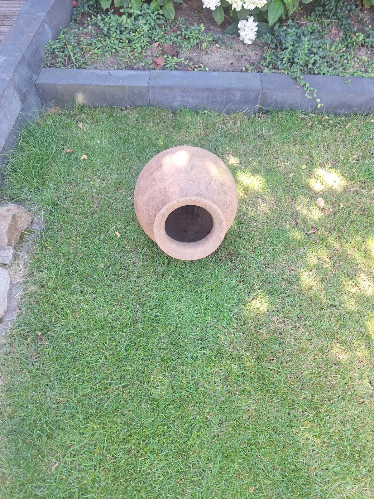 Oude terracotta pot voor tuin of decoratie, Ophalen, Gebruikt