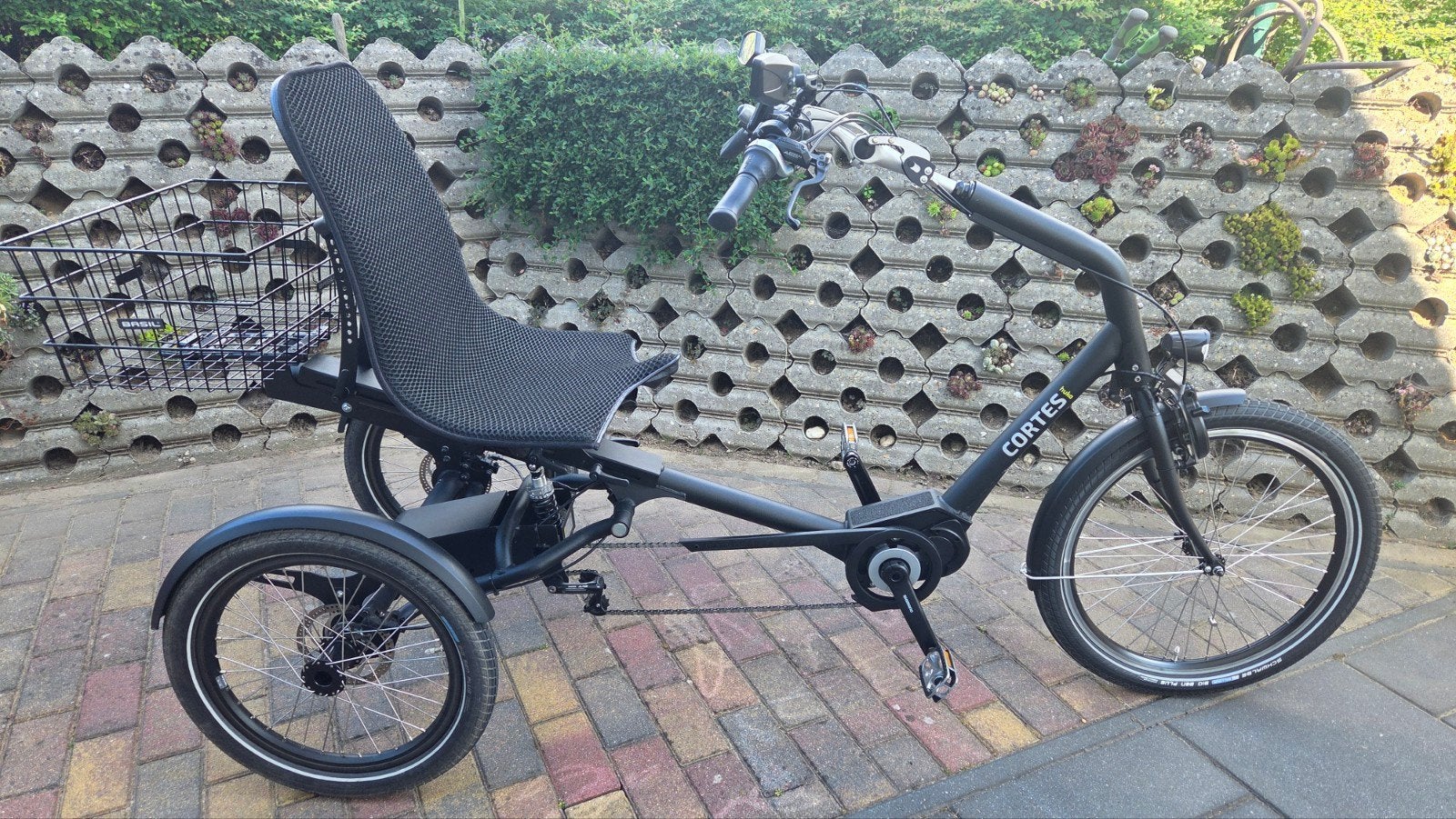 Huka Cortes driewieler e-bike met Shimano motor, Zo goed als nieuw, Minder dan 47 cm, 50 km per accu of meer, Ophalen