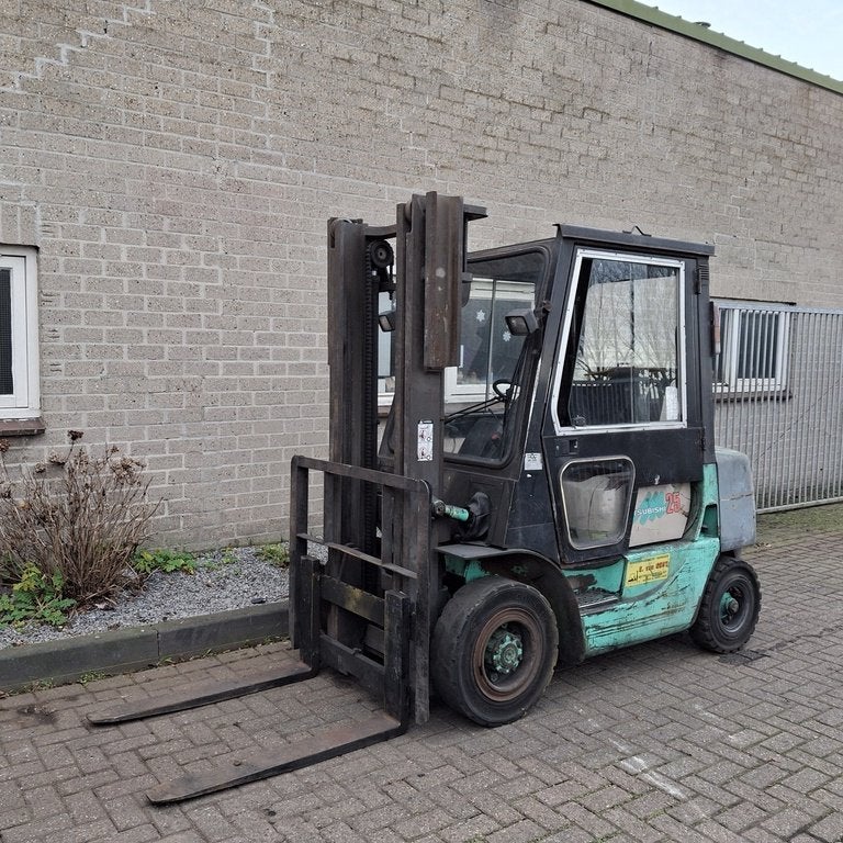 MITSUBISHI FD25 Diesel Heftruck, Zakelijke goederen, Machines en Bouw | Heftrucks en Intern transport, Diesel, Heftruck, Mitsubishi