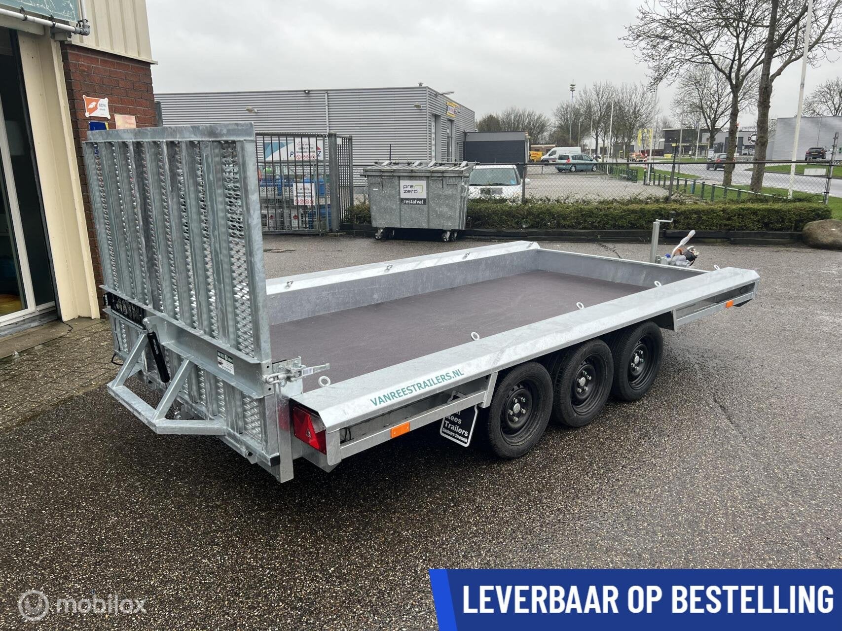3-asser machinetransporter 400x180 oprijklep 1.30m NIEUW, Nieuw