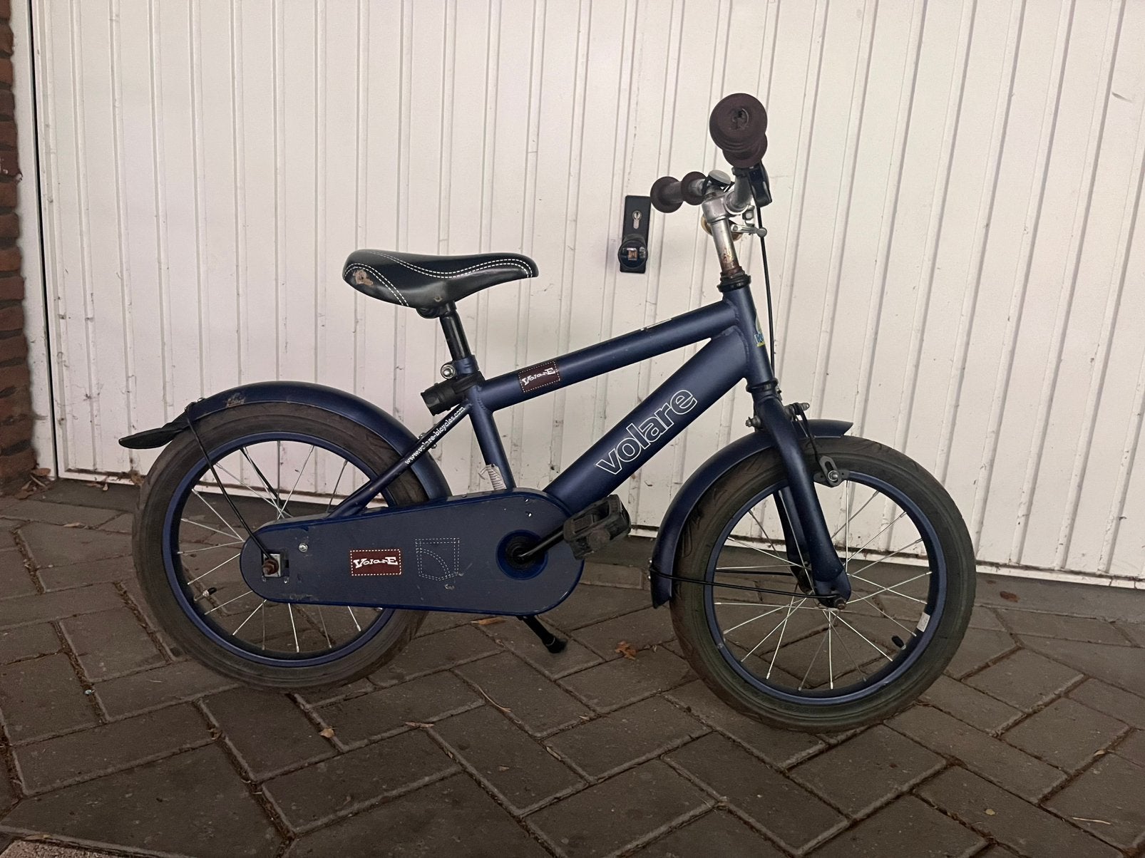 Stoere Volare Kinderfiets – 16 inch – Mat Blauw, Fietsen en Brommers, Fietsen | Jongens, Ophalen of Verzenden, Zo goed als nieuw