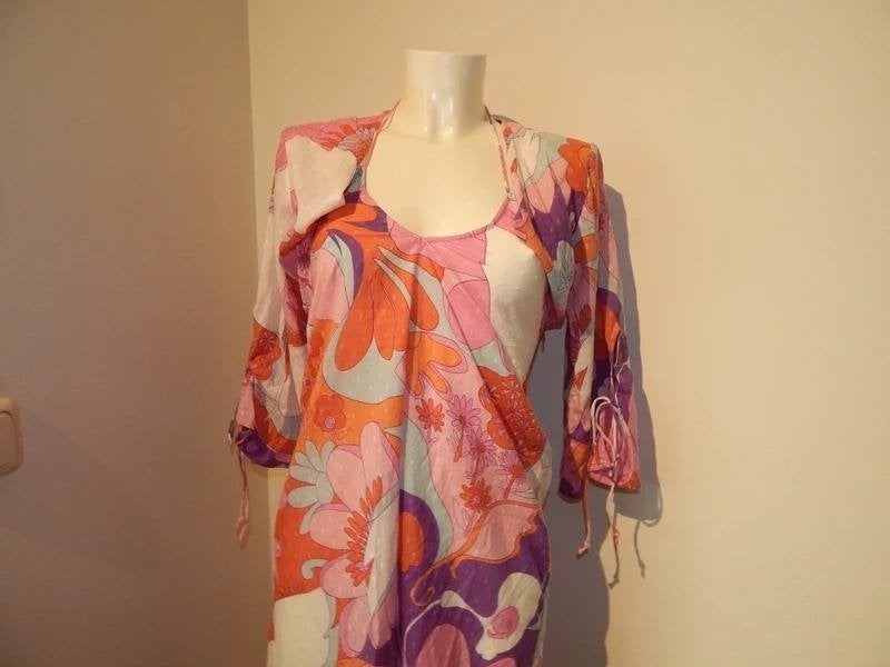 Antik Batik jurk kleurrijke grote print vestje eraan 38, Kleding | Dames, Jurken, Maat 38/40 (M), Zo goed als nieuw, Onder de knie