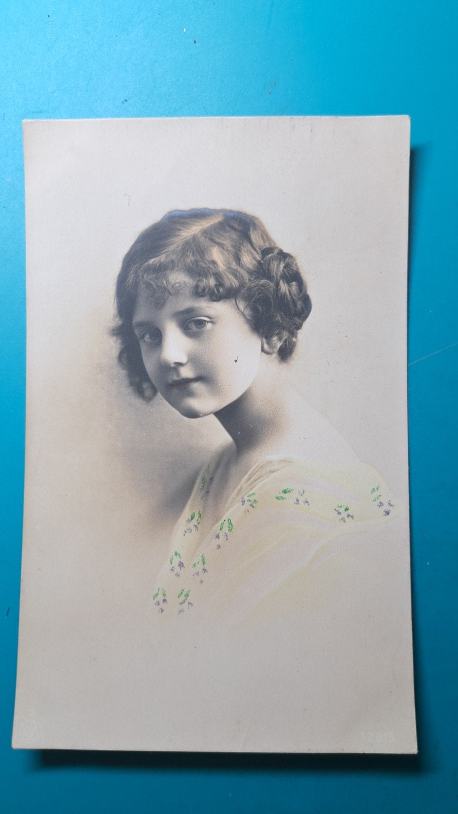 portret jonge vrouw meisje , model? - 1918, Ophalen of Verzenden, Voor 1920, Gelopen, Overige thema's