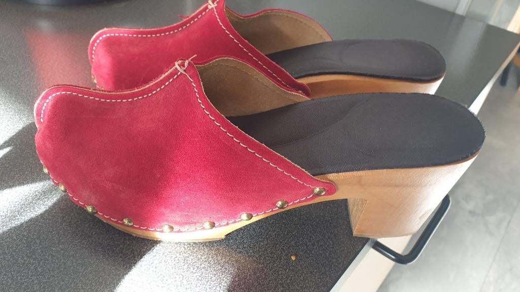 schoenen  "klompen", Ophalen of Verzenden, Zo goed als nieuw, Schoenen met hoge hakken, Roze