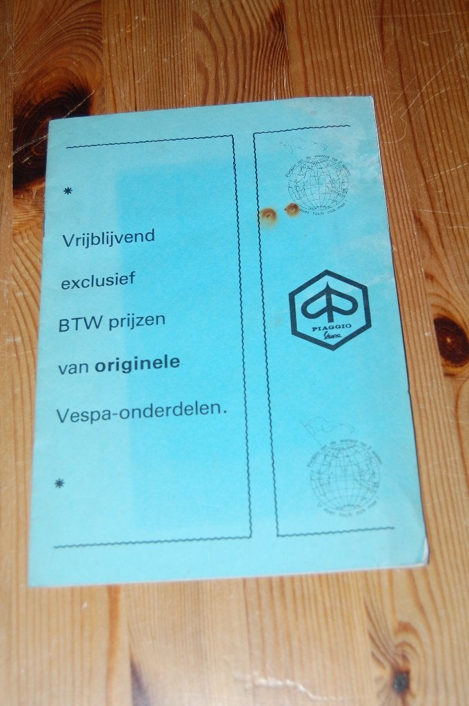 Vespa onderdelen prijslijst 1978 en Hitachi bougies, Ophalen of Verzenden