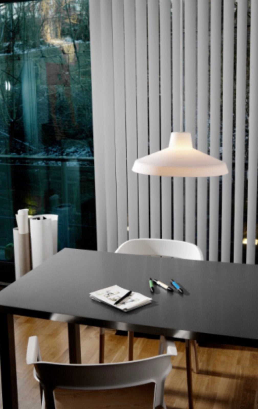 Evergreen opaalglazen lamp van Northern, Ophalen of Verzenden, Zo goed als nieuw, Glas, E27 (groot)