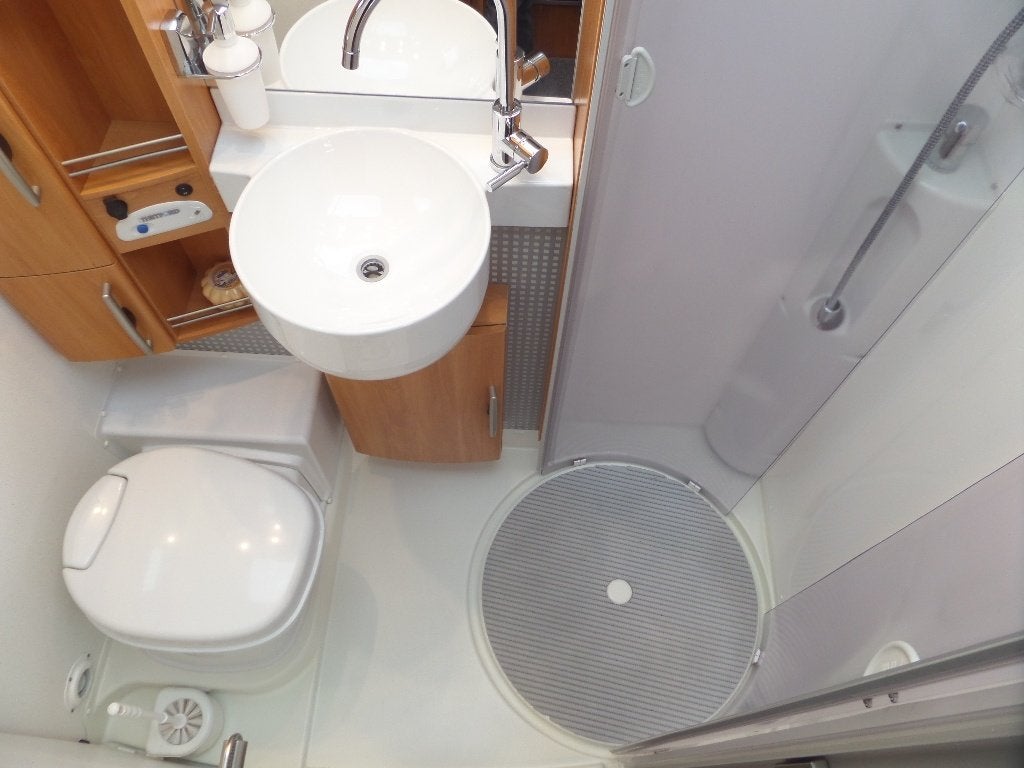 Foto 15 van Hymer B 614 SL Integraal camper