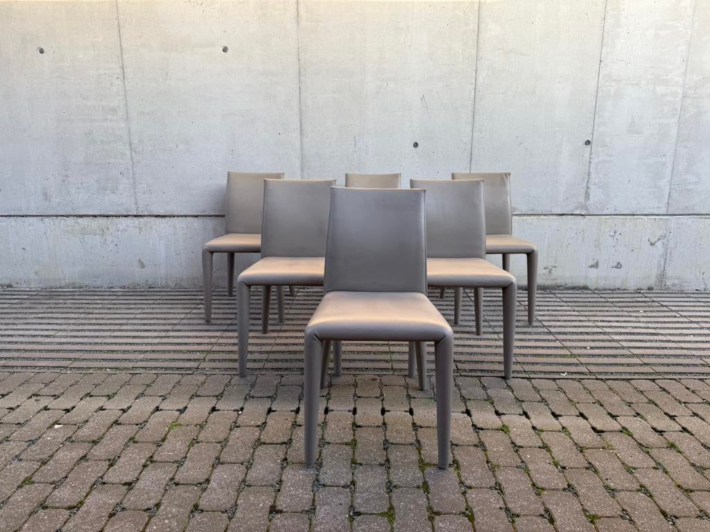 B&B Italia “Vol au Vent” eetkamerstoelen, Huis en Inrichting, Stoelen, Cassina vitra knoll ligne roset rolf benz jori minotti tulip