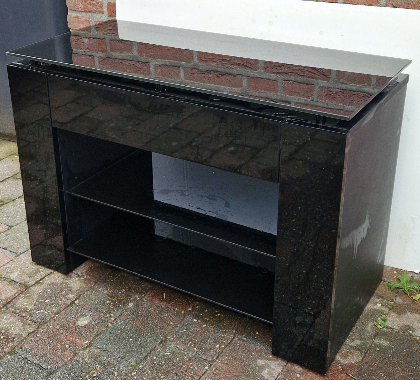 Zwart glanzend dressoir met 3 glasplaten, Ophalen, Met plank(en), Gebruikt, 100 tot 150 cm