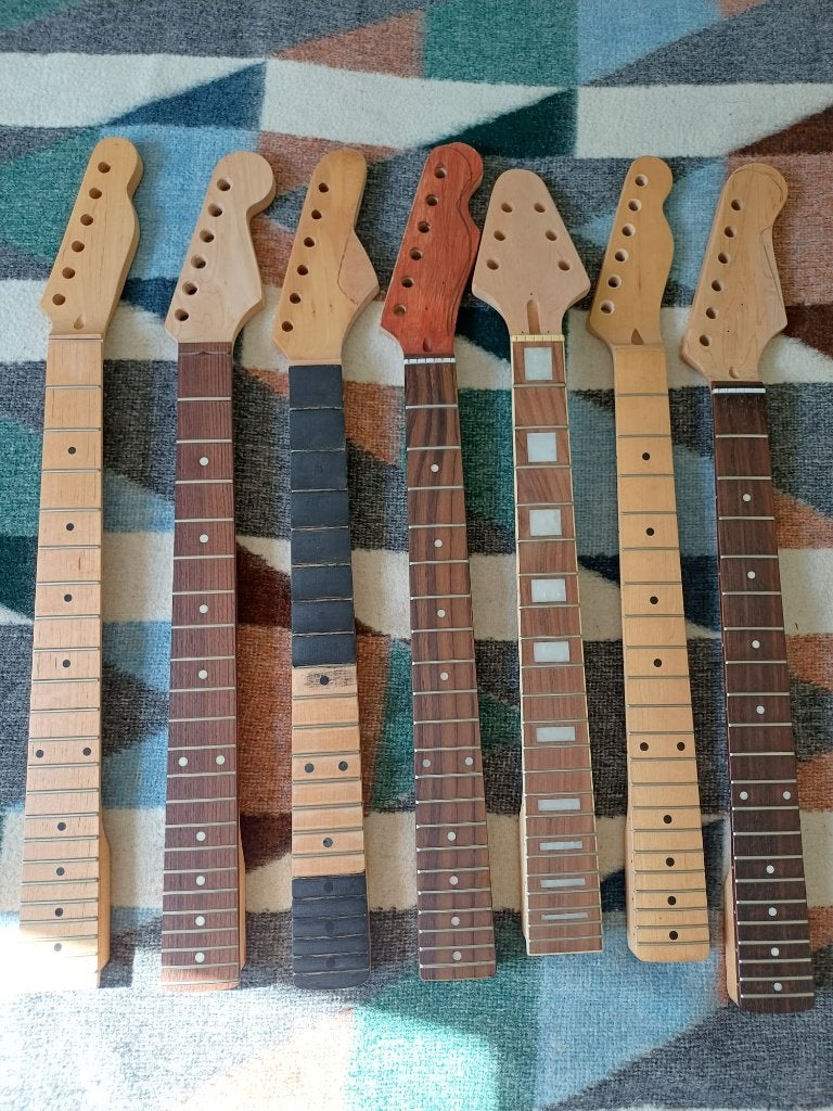 Gitaar hals telecaster, stratocaster, flying V anders, Muziek en Instrumenten, Ophalen of Verzenden, Zo goed als nieuw, Elektrische gitaar