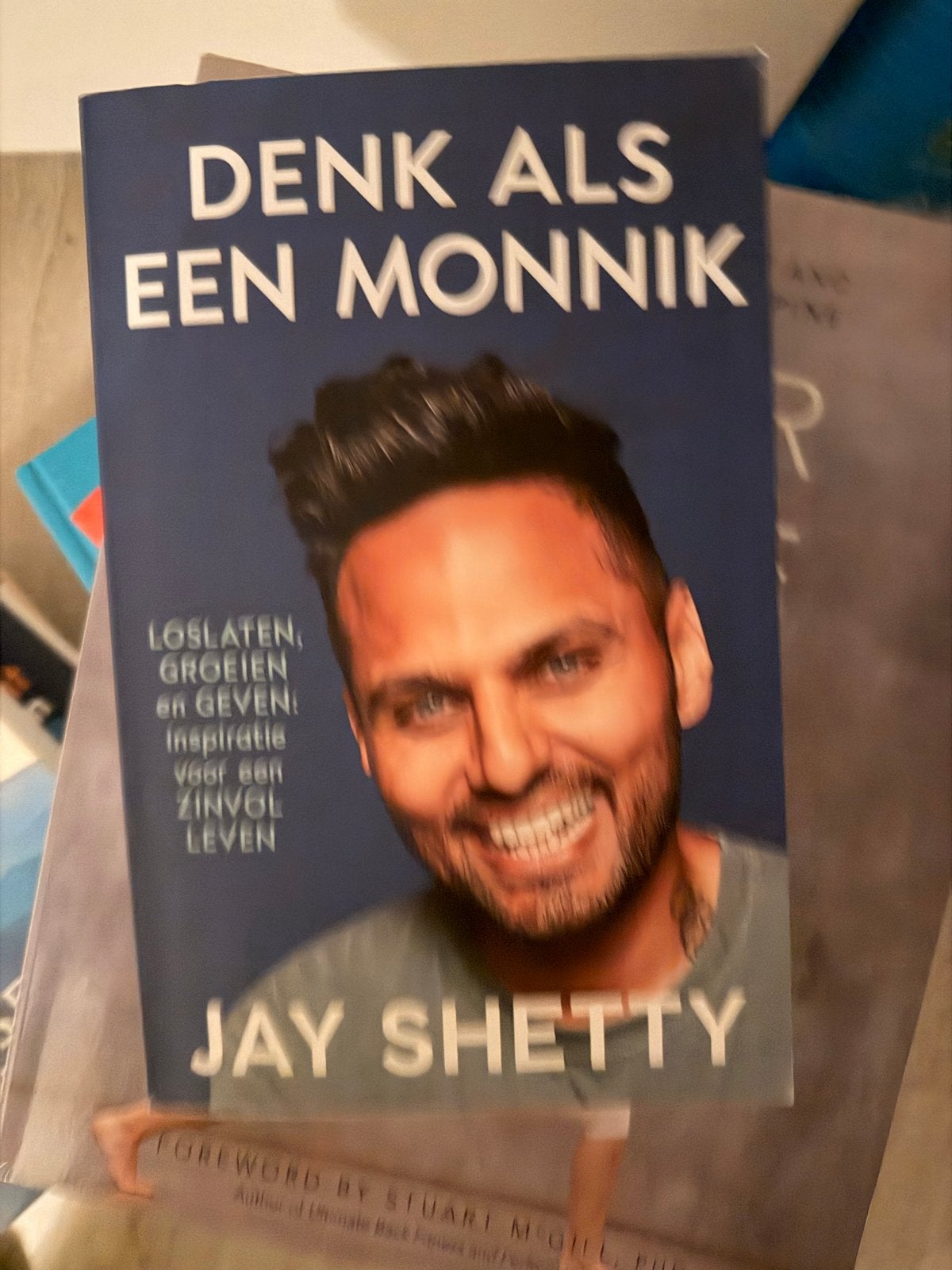 Denk als een Monnik - Jay Shetty (Zo goed als nieuw), Ophalen of Verzenden, Zo goed als nieuw, Spiritualiteit algemeen, Achtergrond en Informatie