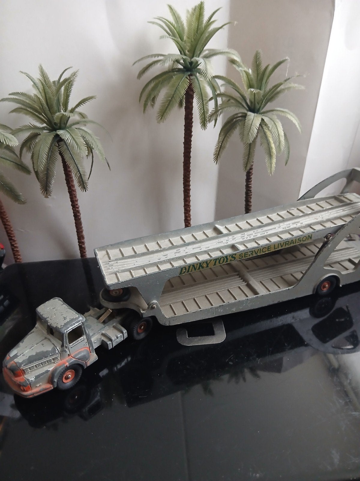 Unic met autotransporter Boilot Petolat. Dinky supertoys Fra, Ophalen of Verzenden, Dinky Toys