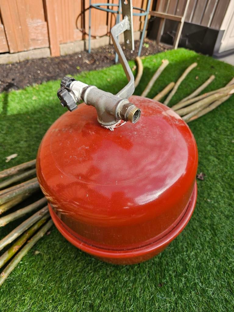 Expansievat voor CV of boiler, Doe-het-zelf en Verbouw, Ophalen of Verzenden, Zo goed als nieuw, Minder dan 60 cm, Overige typen