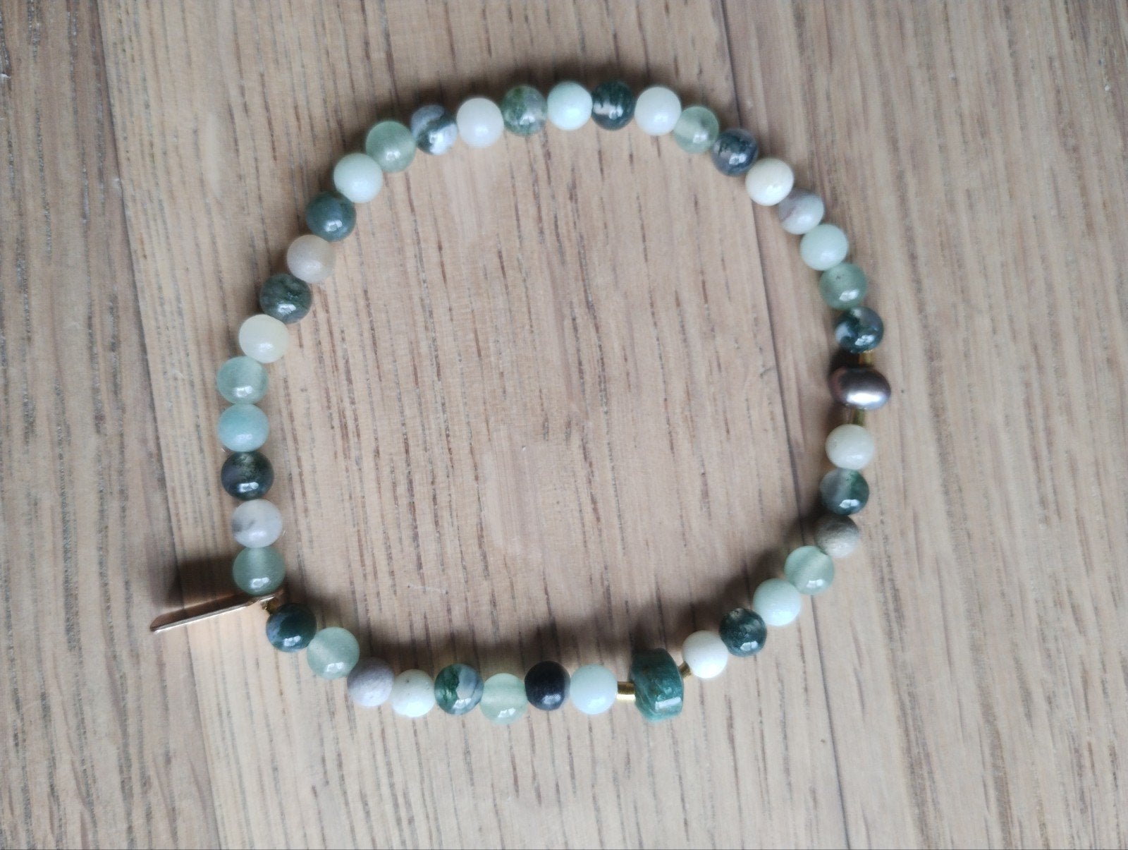 Handgemaakt armbandje van edelstenen in groentinten, Ophalen of Verzenden, Nieuw