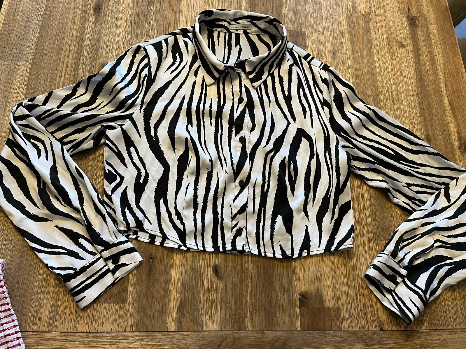Bershka cropped blouse met zebraprint - Maat XL, Ophalen of Verzenden, Gedragen, Maat 46/48 (XL) of groter, Zwart