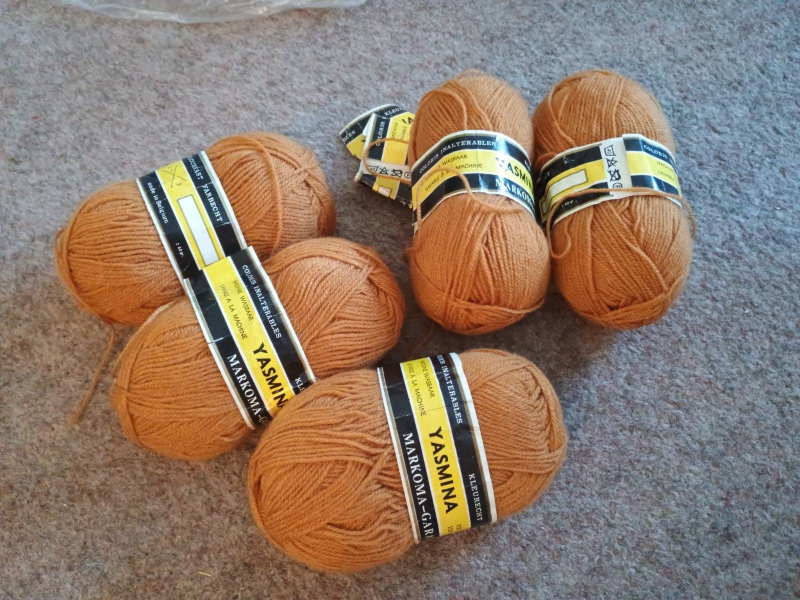 Markoma Yasmina Wol - 6 bollen bruin garen, Hobby en Vrije tijd, Breien en Haken, Ophalen of Verzenden, Nieuw, Breien of Haken