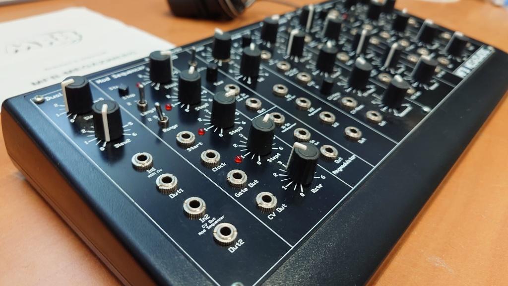 MFB Megazwerg Semi modular Synthesizer, Muziek en Instrumenten, Ophalen of Verzenden, Zo goed als nieuw, Overige aantallen, Overige merken