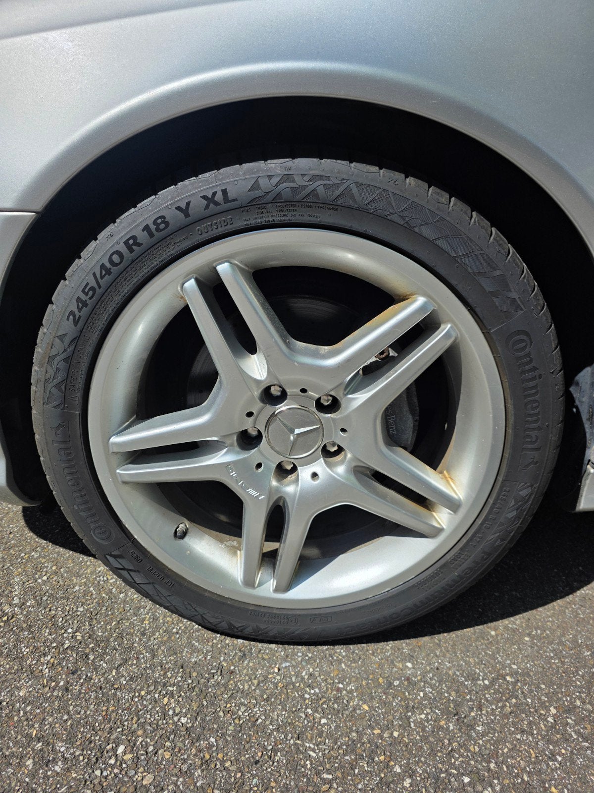 Mercedes Benz 18 Inch AMG Velgen met Continental Zomerbanden, Auto-onderdelen, Banden en Velgen, Ophalen, 18 inch, Banden en Velgen