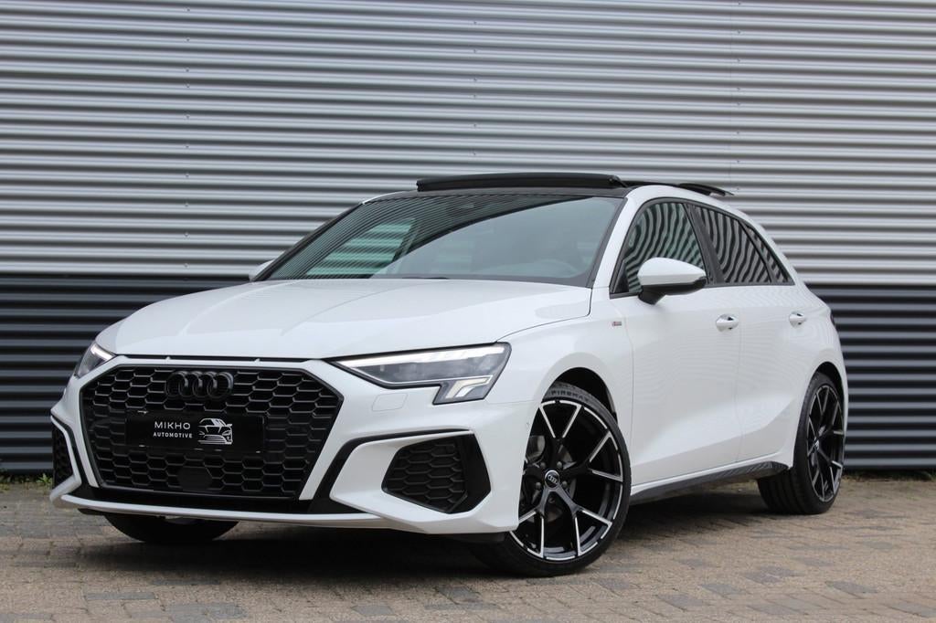 Audi A3 Sportback 35 TFSI S-Line | Panoramadak | Sfeerverlic, Auto's, 4 cilinders, 150 pk, Wit, Bedrijf