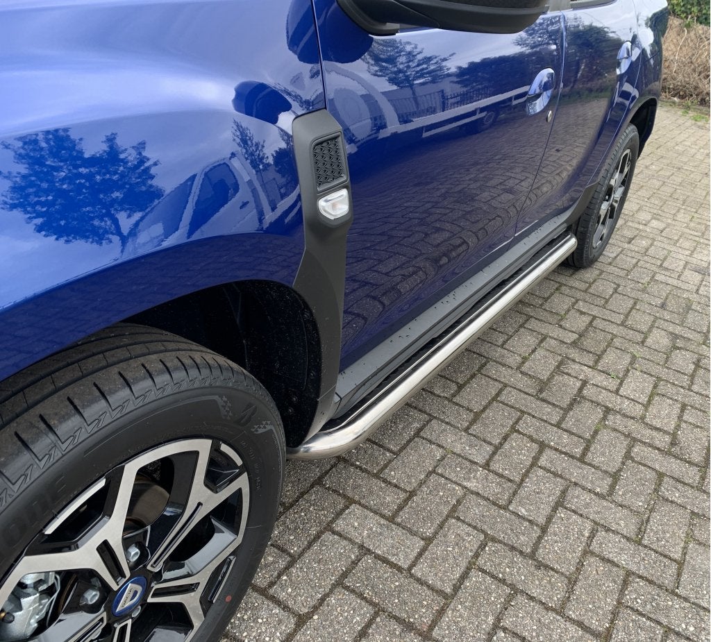 Dacia Duster H79 Sidebars met rvs trede, Auto diversen, Tuning en Styling, Niet ingevuld, Niet ingevuld, Niet ingevuld