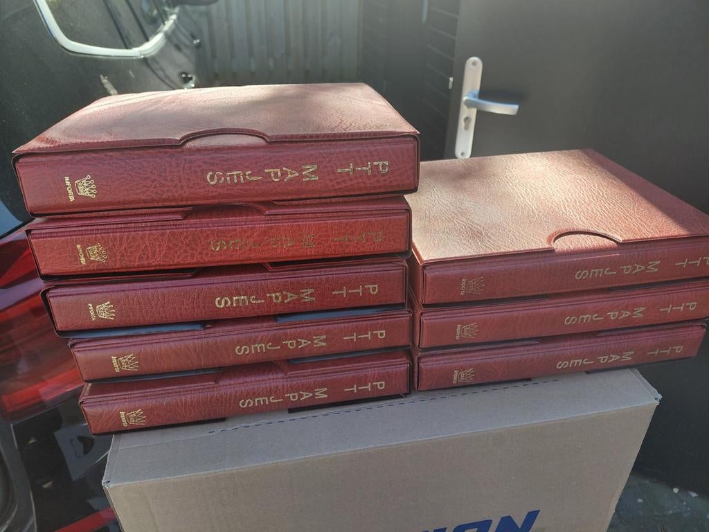 Set ptt mapjes 1 t/m 255b in 8 importa albums met hoes, Ophalen of Verzenden, Nederland