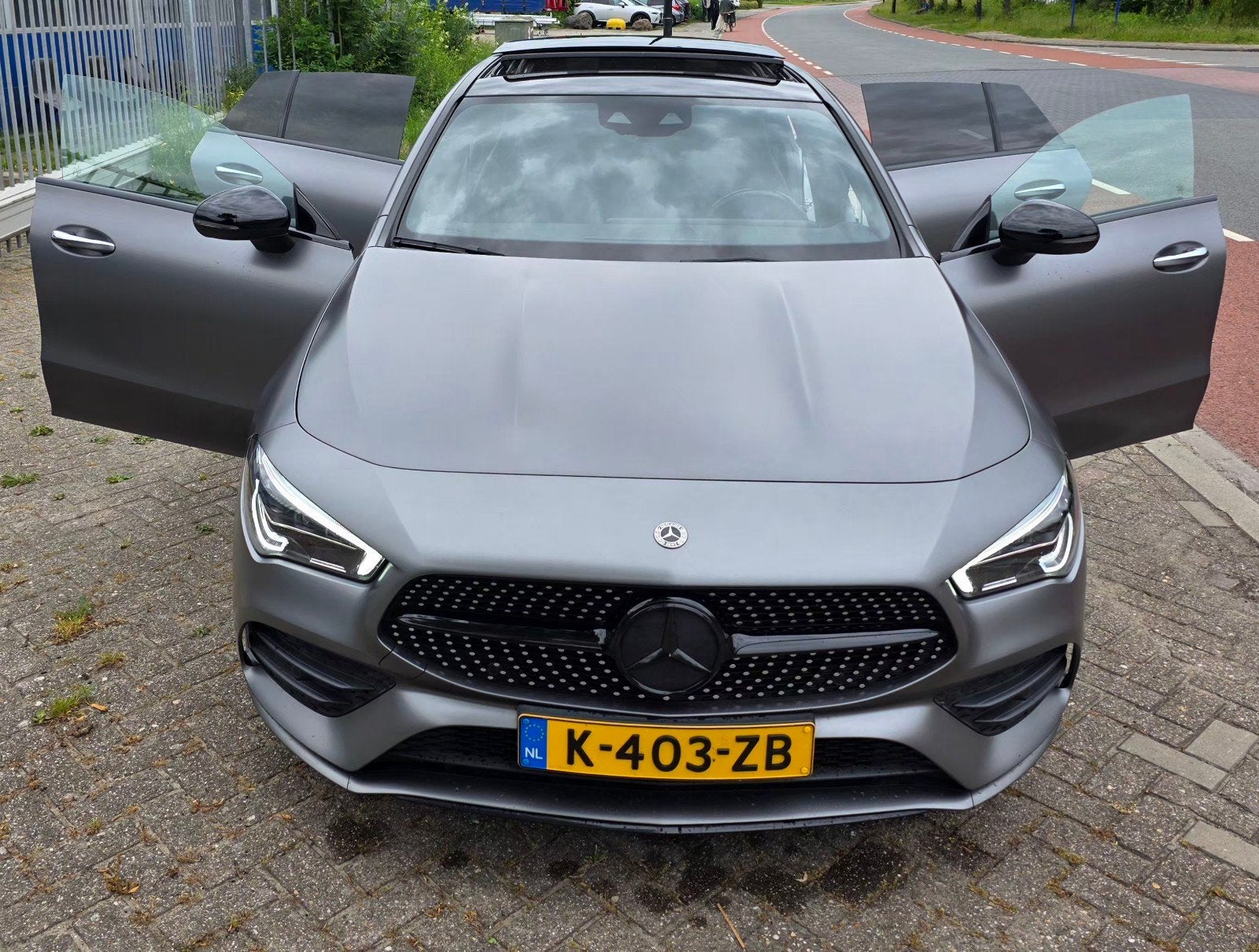 Mercedes-Benz CLA 200 163pk 7G-DCT 2021 Grijs, Auto's, Mercedes-Benz, CLA, 730 kg, 4 cilinders, 163 pk