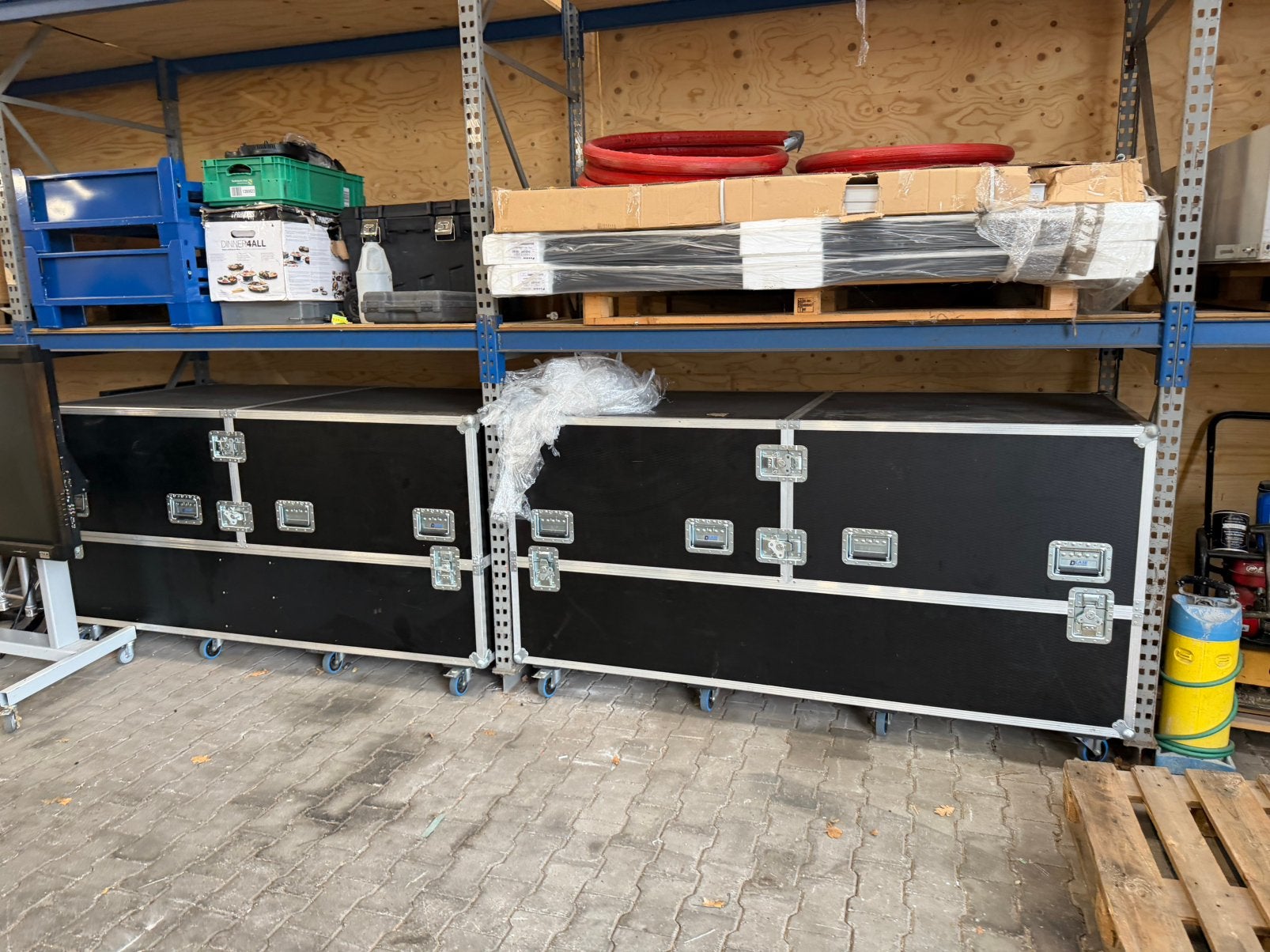 Hele Grote flightcase xxxl, Ophalen of Verzenden, Zo goed als nieuw, Overige instrumenten, Flightcase