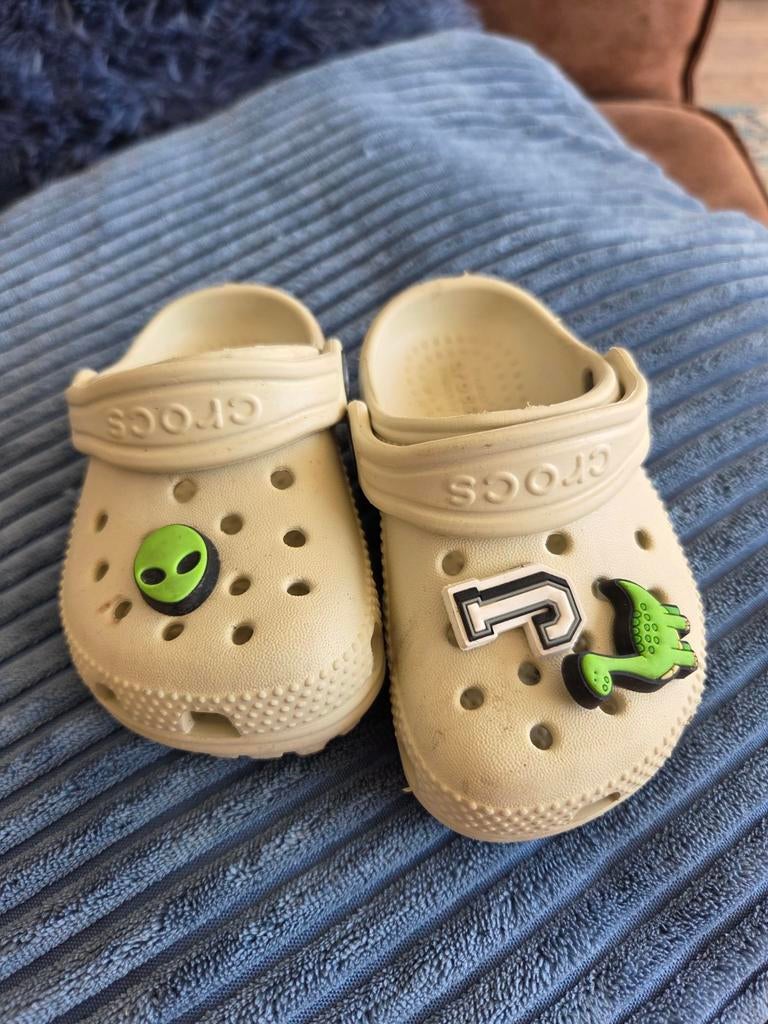 Baby Crocs maat 20 met leuke Jibbitz, Ophalen, Gebruikt, Crocs, Jongen of Meisje