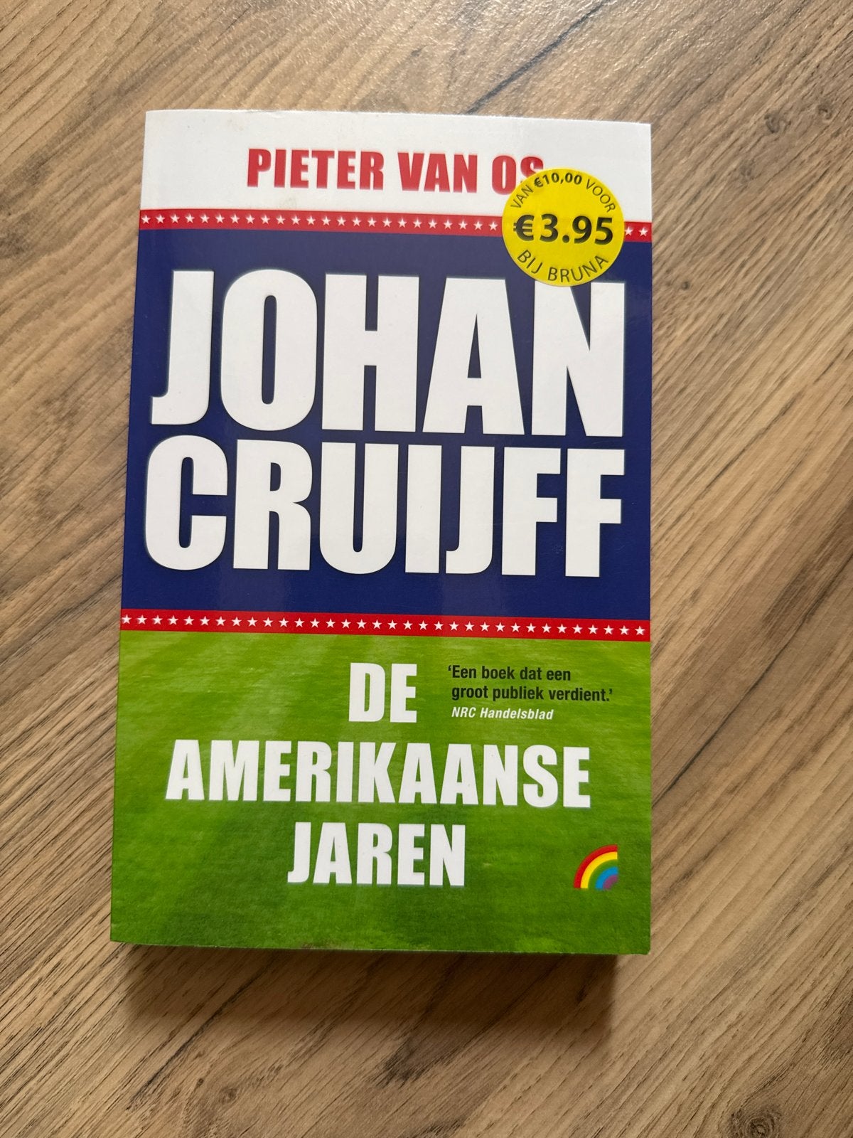 Johan Cruijff: De Amerikaanse Jaren - Pieter van Os, Ophalen of Verzenden, Zo goed als nieuw, Sport
