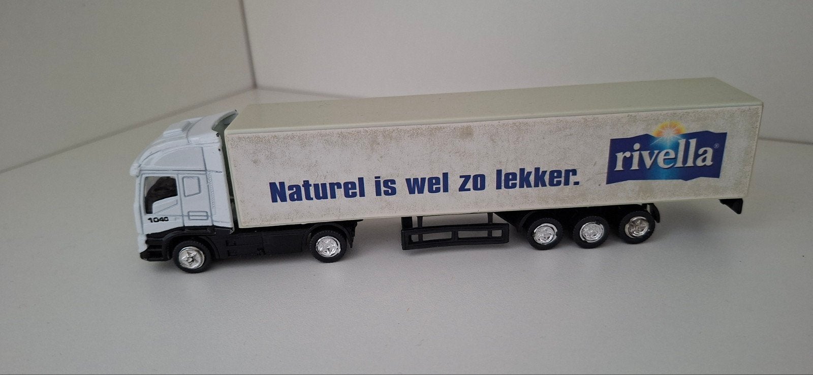 Rivella vrachtwagen met oplegger - Modelauto, Overige merken, Gebruikt, 1:32 tot 1:50, Ophalen of Verzenden