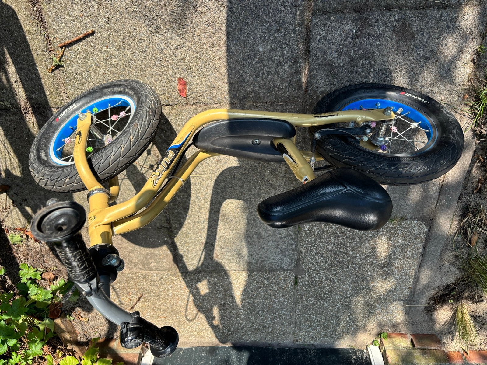 Puky loopfiets goud luchtbanden, Ophalen, Gebruikt, Velgrem, Minder dan 16 inch